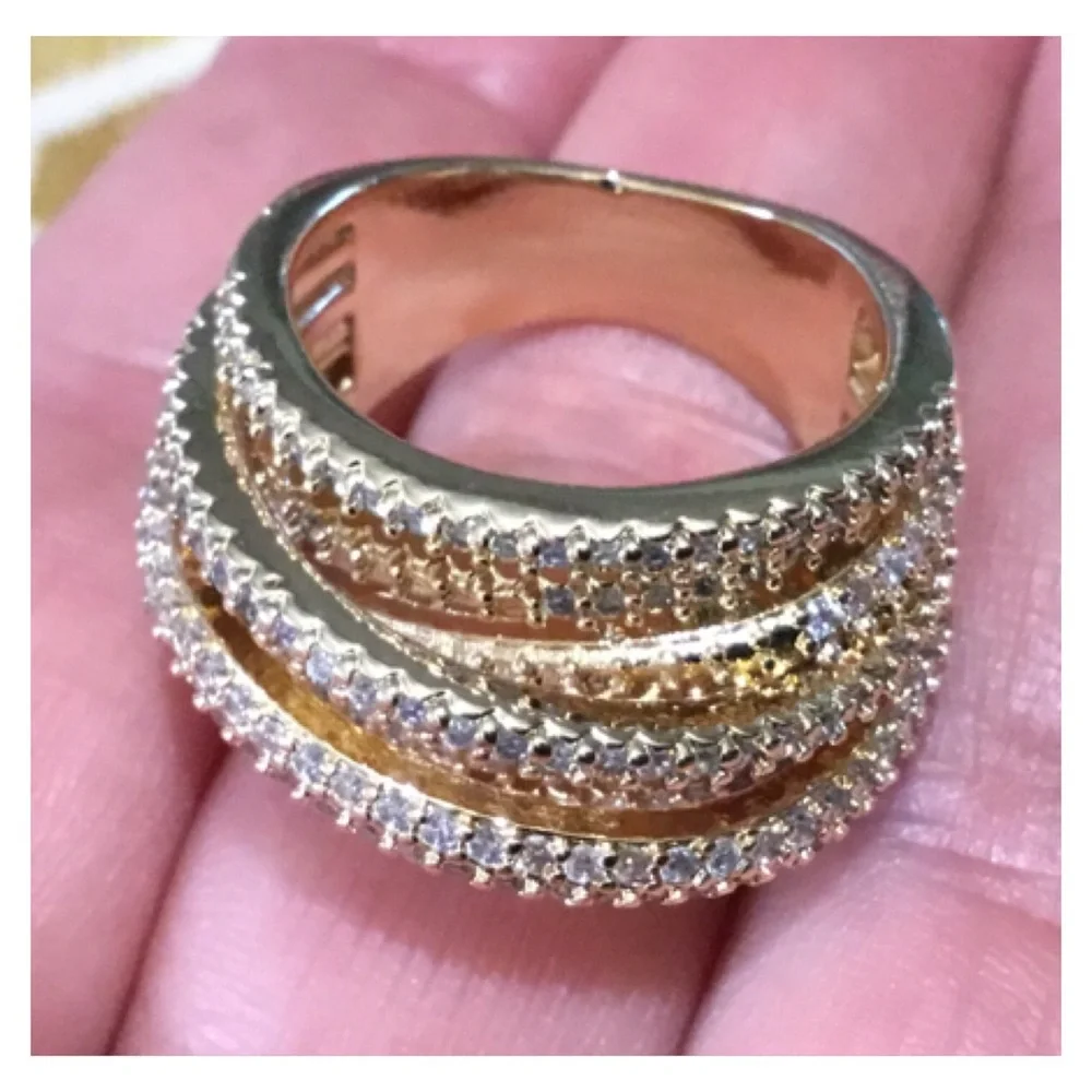 New! Shiny Gold Clear Crystal Ring